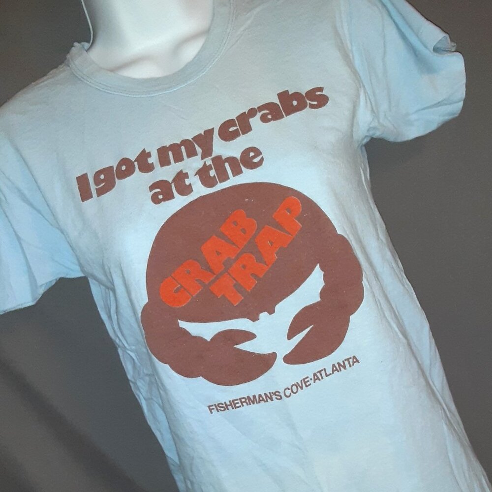 I got my crabs at the Crab Trap * Fisherman's Cove, Atlanta * T-Shirt * Georgia